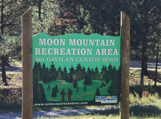Entrance to Moon Mountain area